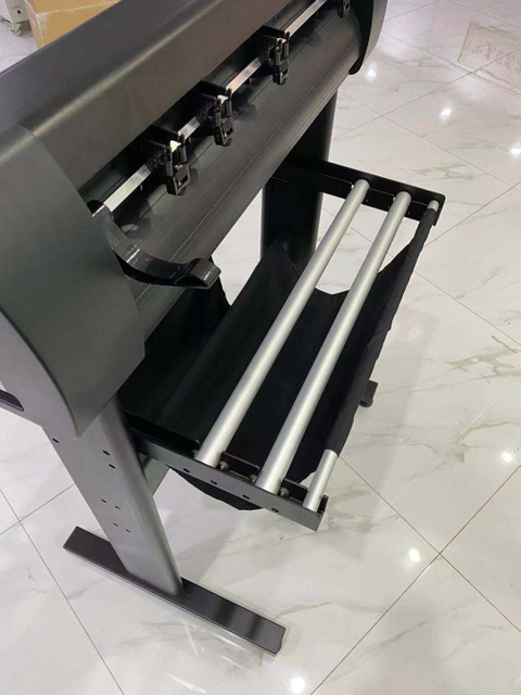 Cortadora de vinilo de alimentación por rollo RC-720